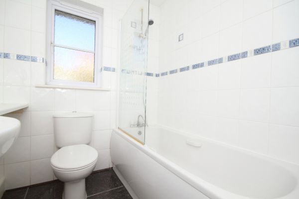Shower Window Replacement in Rocky River